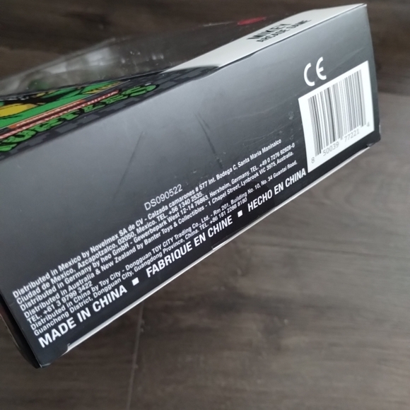 Teenage Mutant Ninja Turtles Mikey Arcade Game Action Figure BST AXN EXCLUSIVE - Picture 4 of 5